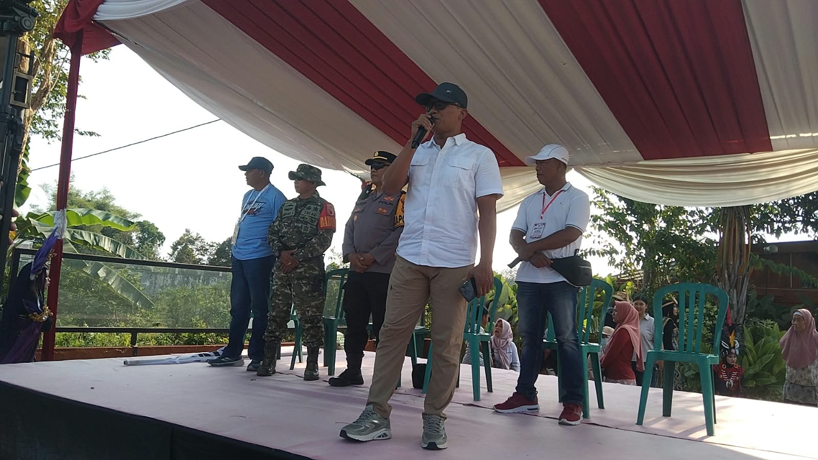 camat-buka-karnaval-desa-umbulsari-tekankan-keamanan-dan-ketertiban-peserta-20260919