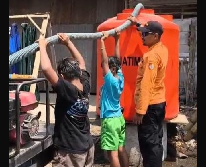 kekeringan-melanda-jatian-bpbd-jember-distribusikan-5000-liter-air-bersih-20260921