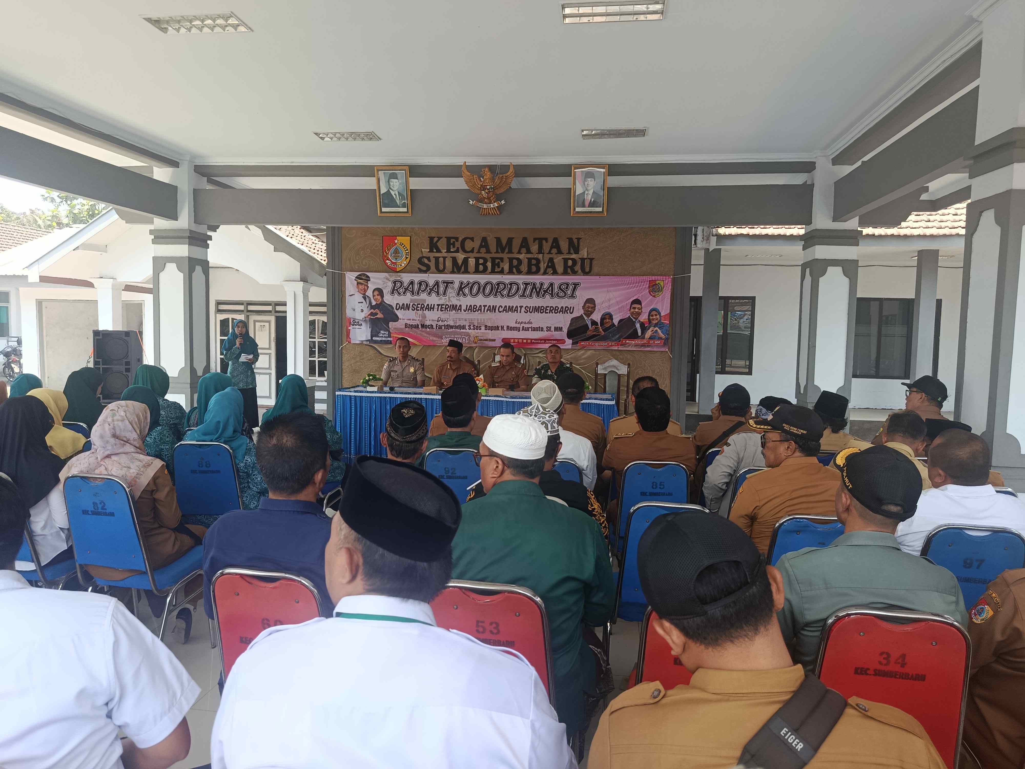 pisah-kenal-camat-sumberbaru-berlangsung-khidmat-dan-haru-faridj-wadjdi-mohon-maaf-dan-terima-kasih-atas-kebersamaan-20260921