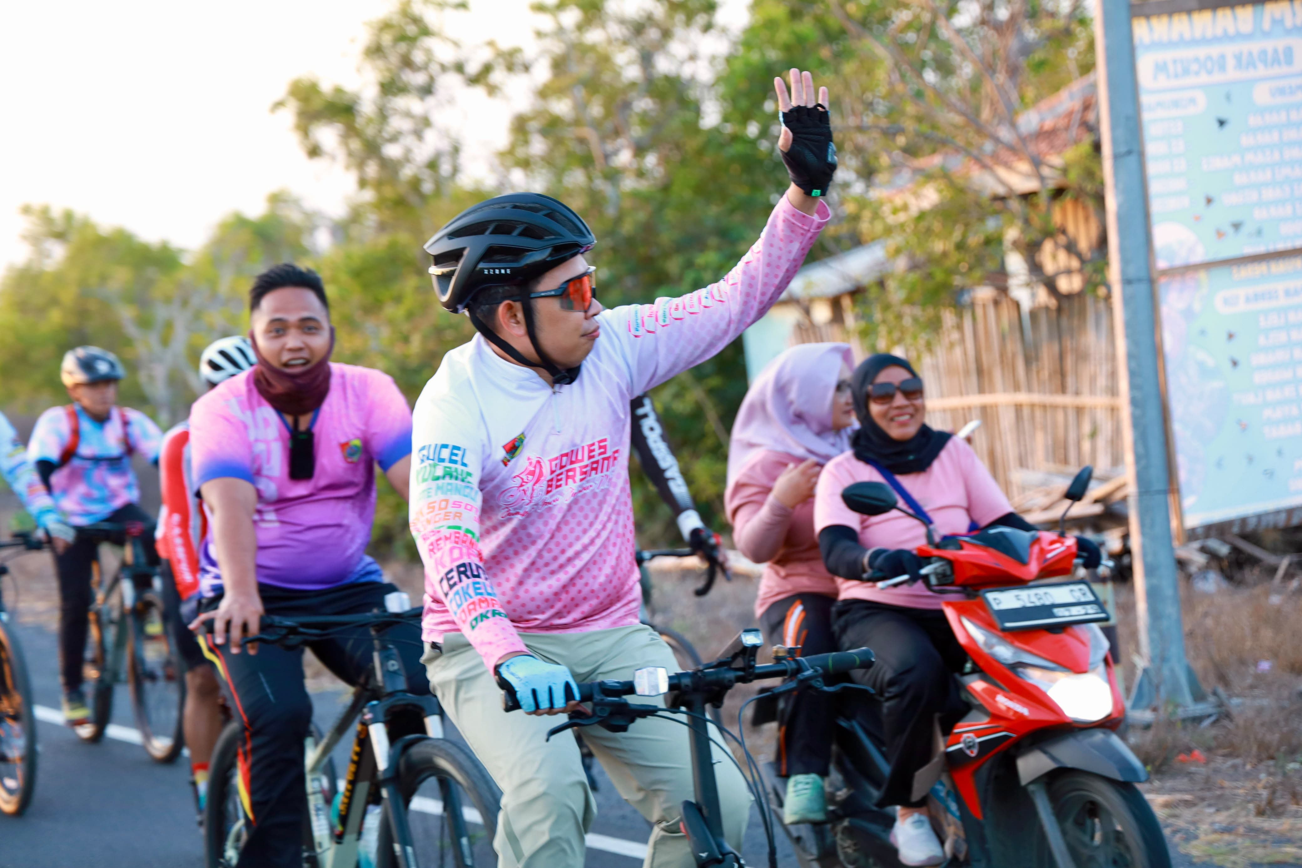 gowes-lintas-jls-gus-fawait-dekatkan-olahraga-dan-pelayanan-kepada-masyarakat-20260922