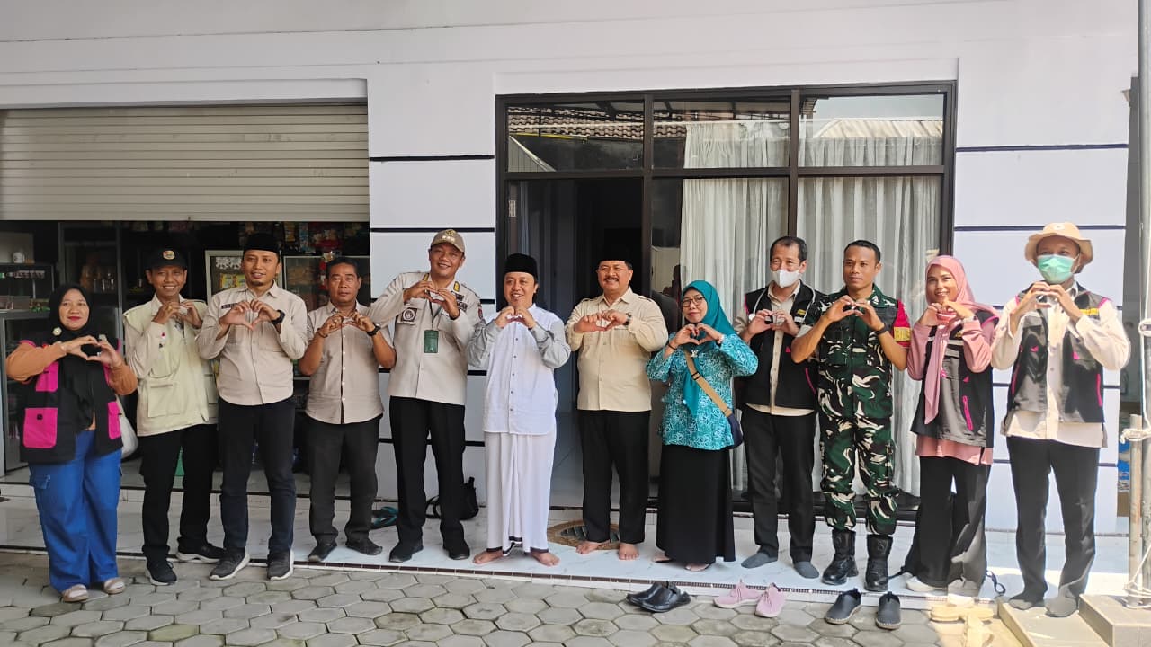 program-homecare-ajung-bidik-13-pesantren-kiai-fauzi-jadi-penerima-pemeriksaan-perdana-20260927