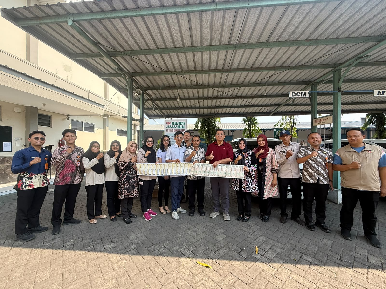 tak-perlu-ke-samsat-bapenda-jember-hadirkan-layanan-pajak-kendaraan-di-pt-tekad-karya-putera-20260927