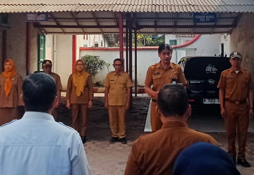 apel-pagi-kecamatan-puger-sekcam-tekankan-komunikasi-terbuka-untuk-tingkatkan-pelayanan-publik-20260928