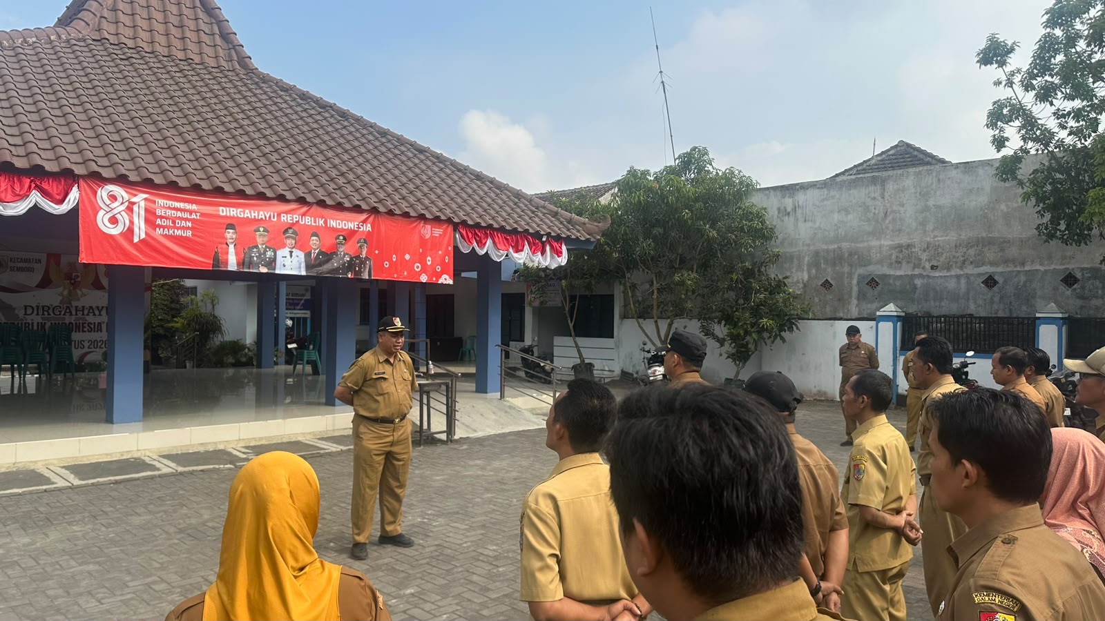 apel-senin-kecamatan-semboro-bahas-rekap-bunga-desaku-hingga-pelayanan-ikd-dan-bantuan-lansia-20260929