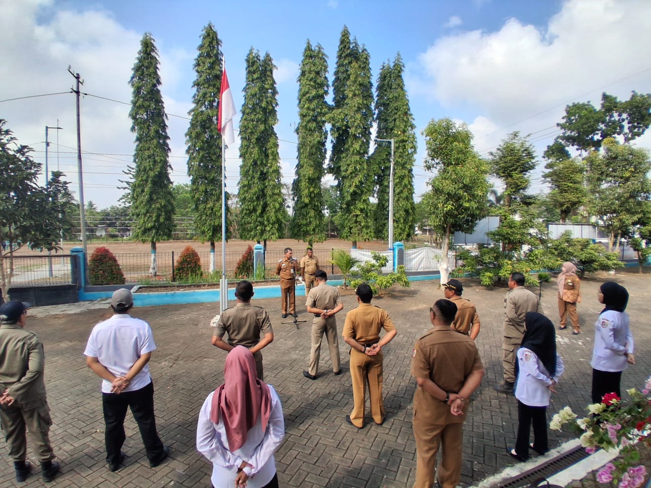 apel-pagi-sukorambi-camat-mahmud-rizal-evaluasi-capaian-peta-cinta-goes-to-rtrw-20260928