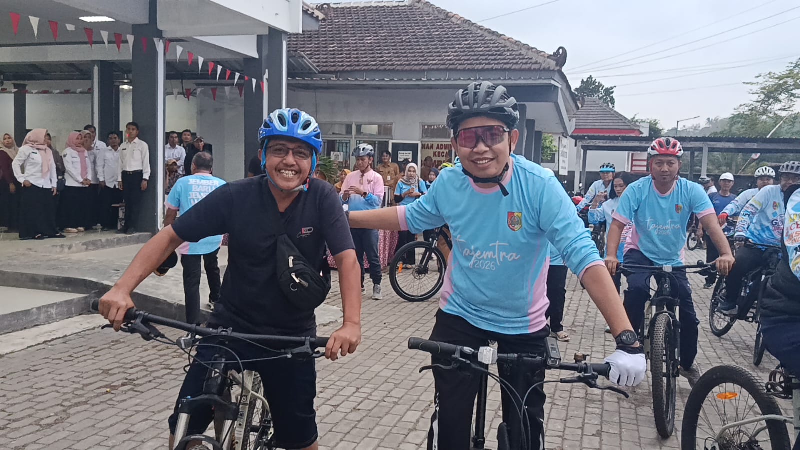 gowes-bersama-bupati-fawait-tempuh-rute-sumberjambe-hingga-pendopo-jember-20260928