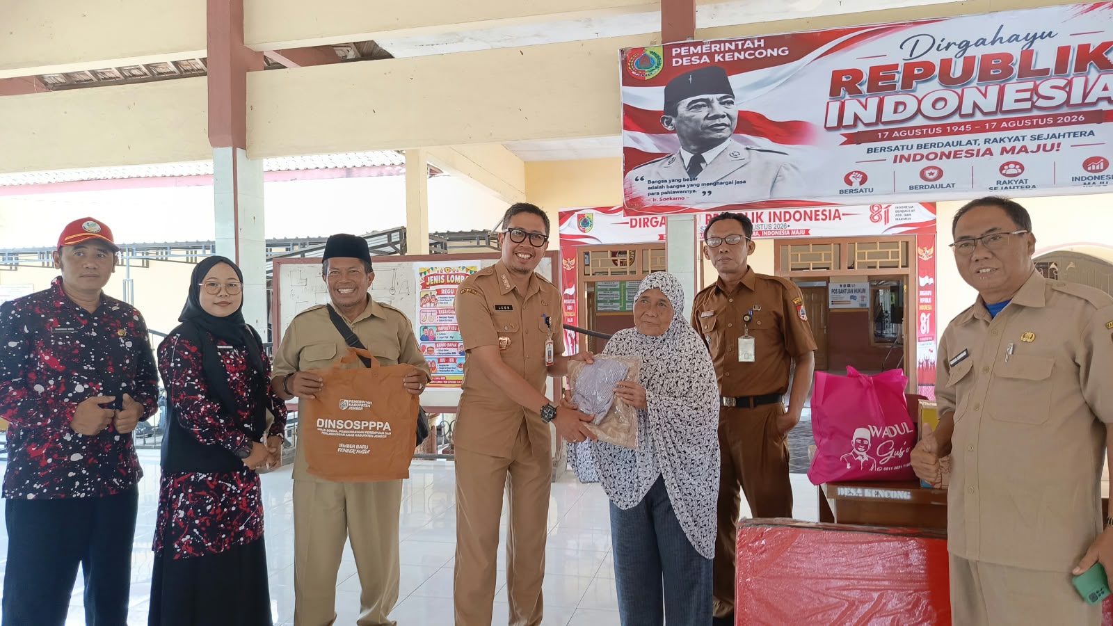 dinsos-jember-gandeng-kecamatan-kencong-salurkan-bantuan-bagi-lansia-dan-penyandang-disabilitas-20260929