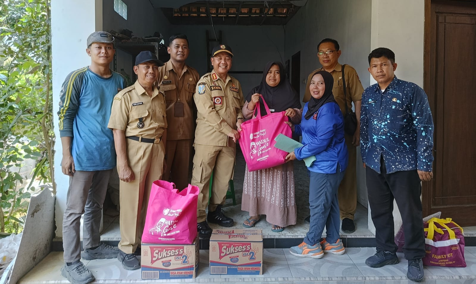 korban-kebakaran-rumah-di-banjarsengon-terima-bantuan-pemkab-jember-20260929