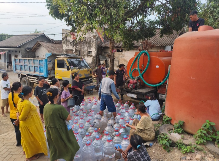40-kk-di-tegal-gede-jember-krisis-air-bersih-bpbd-salurkan-5000-liter-20260930