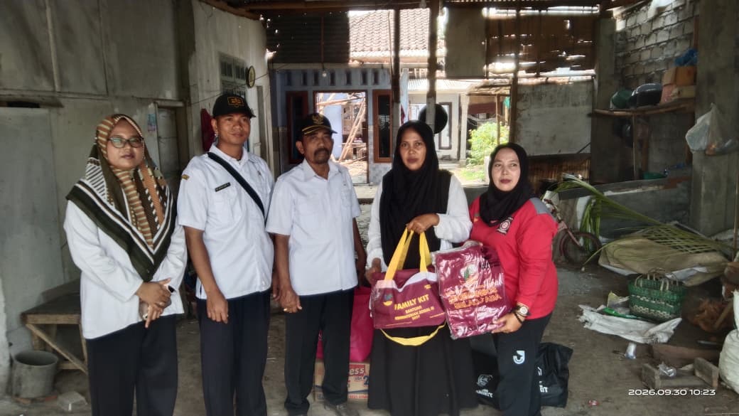 pemerintah-hadir-salurkan-bantuan-untuk-korban-kebakaran-rumah-di-desa-bangsalsari-20261001