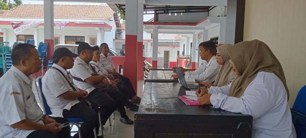 camat-jelbuk-dampingi-monitoring-dan-evaluasi-pbb-p2-di-enam-desa-20261001