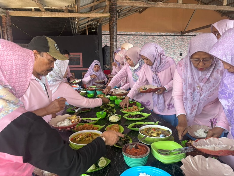 kedai-kang-bahar-jadi-bukti-dampak-kunjungan-bus-si-cinta-bagi-umkm-pesisir-20261003