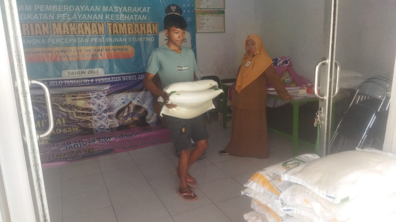 kelebihan-beras-bapang-capai-1-500-kg-jember-lor-kembalikan-ke-bulog-20261005