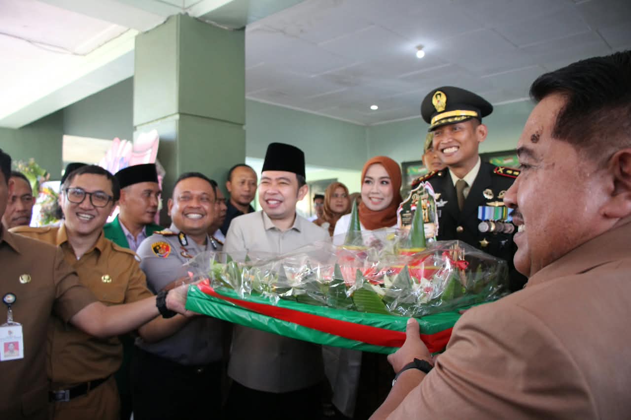 tasyakuran-hut-ke-81-tni-di-jember-bakesbangpol-tegaskan-pentingnya-sinergi-jaga-stabilitas-daerah-20261005