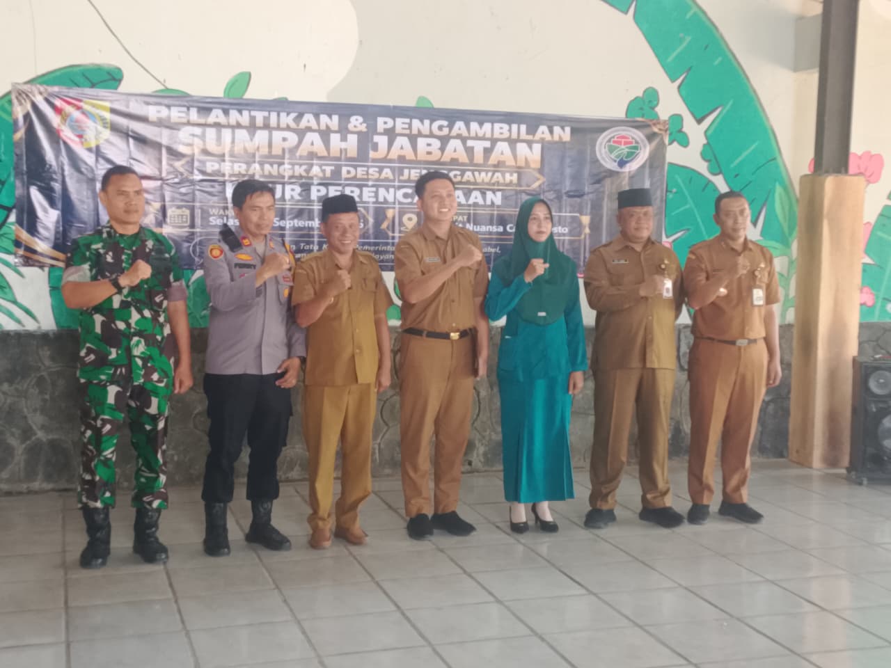 perkuat-tata-kelola-pemerintahan-desa-dpmd-kabupaten-jember-hadiri-pelantikan-kaur-perencanaan-desa-jenggawah-20261006