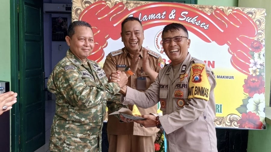hut-ke-81-tni-kecamatan-arjasa-teguhkan-sinergi-dan-kebersamaan-bersama-rakyat-20261007