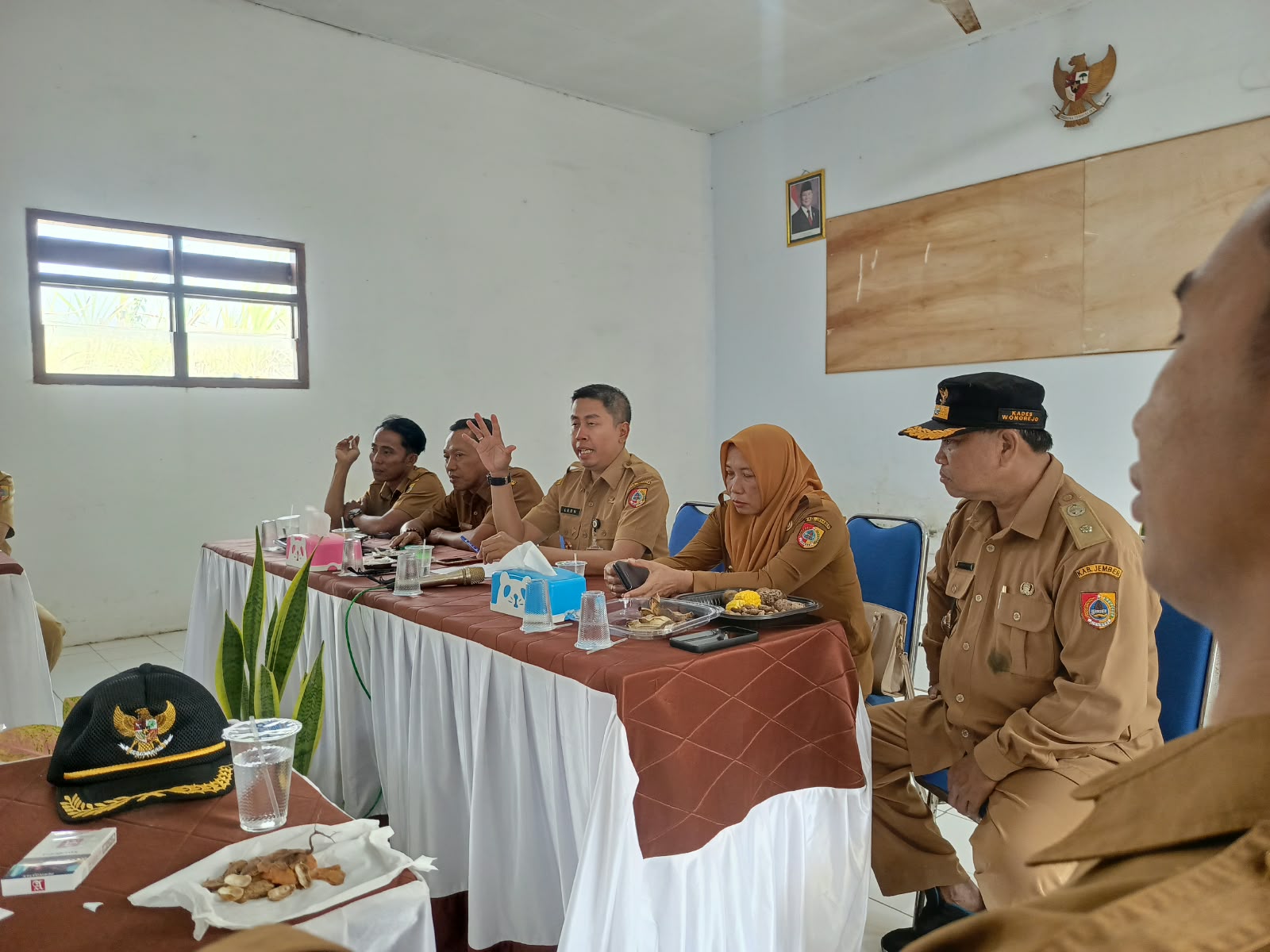 bunga-desaku-jadi-fokus-kecamatan-kencong-kejar-finalisasi-data-peserta-20261007