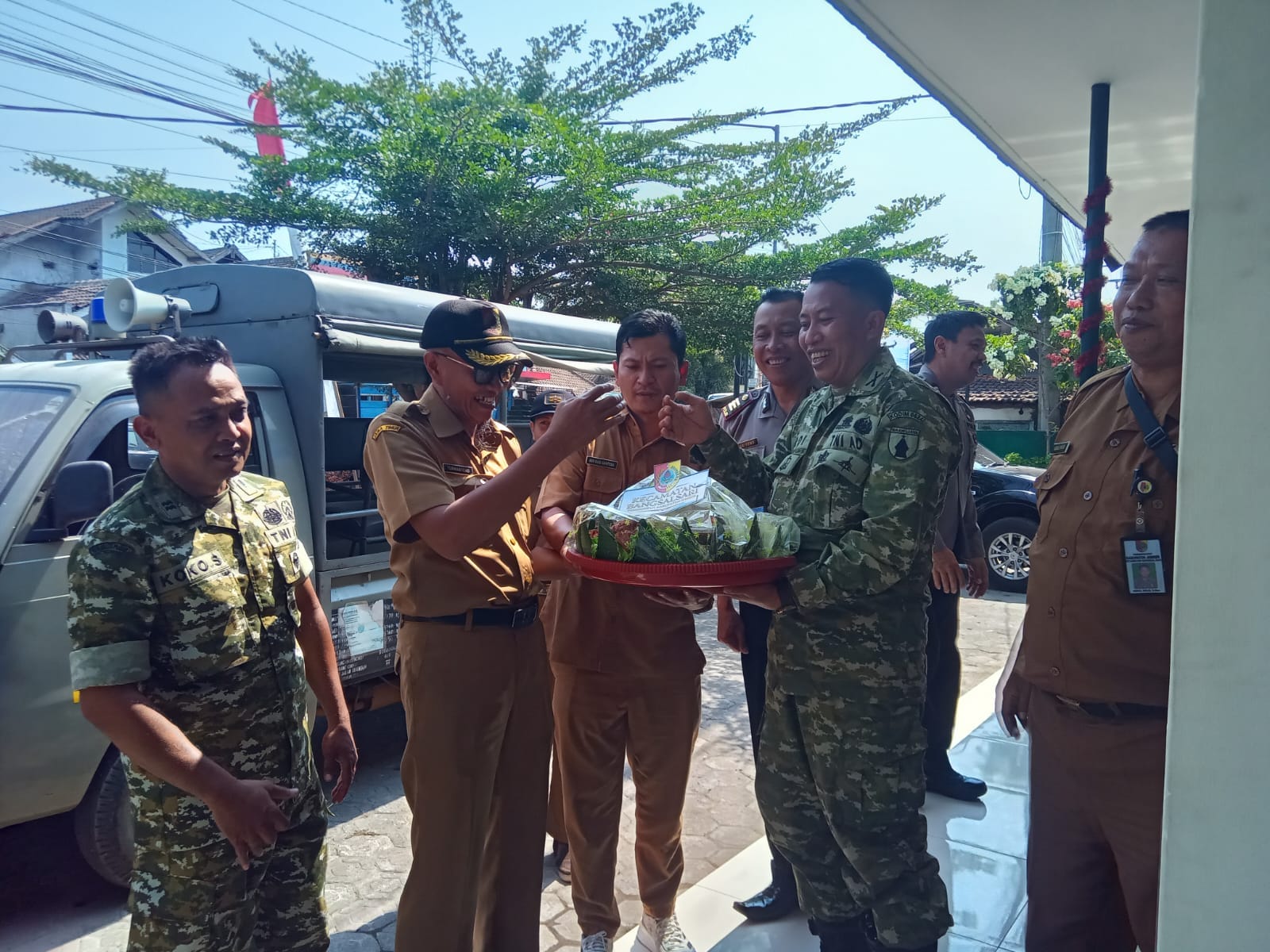 solidaritas-dan-sinergi-muspika-bangsalsari-warnai-peringatan-hut-ke-81-tni-20261006