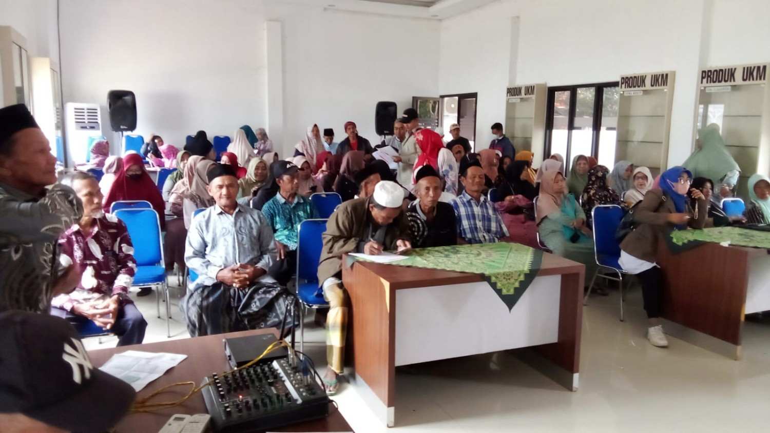 kandungkan-267-peserta-bagian-kesra-hadiri-pembukaan-rekening-bank-jatim-untuk-ketua-muslimat-dan-marbot-di-kecamatan-panti-20261007