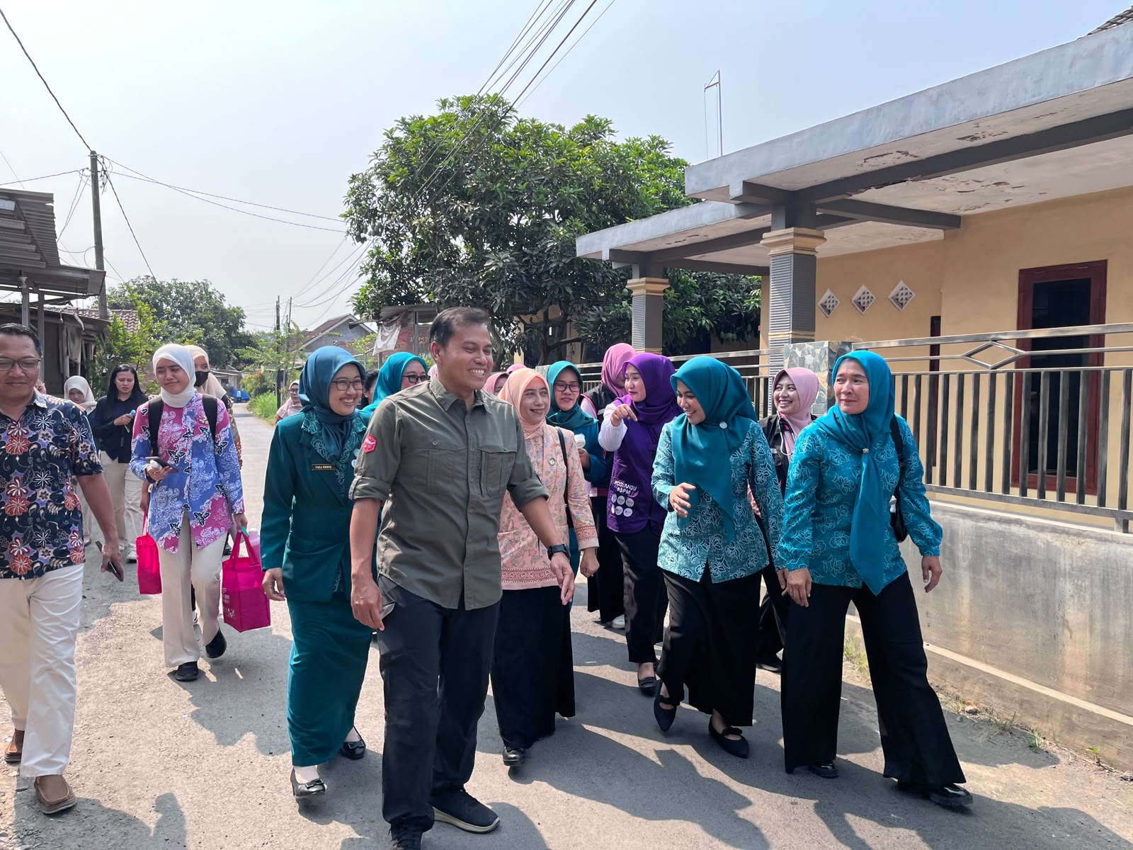 lurah-tegal-besar-dampingi-ning-ghyta-homecare-perkuat-perhatian-bagi-ibu-dan-anak-20261011