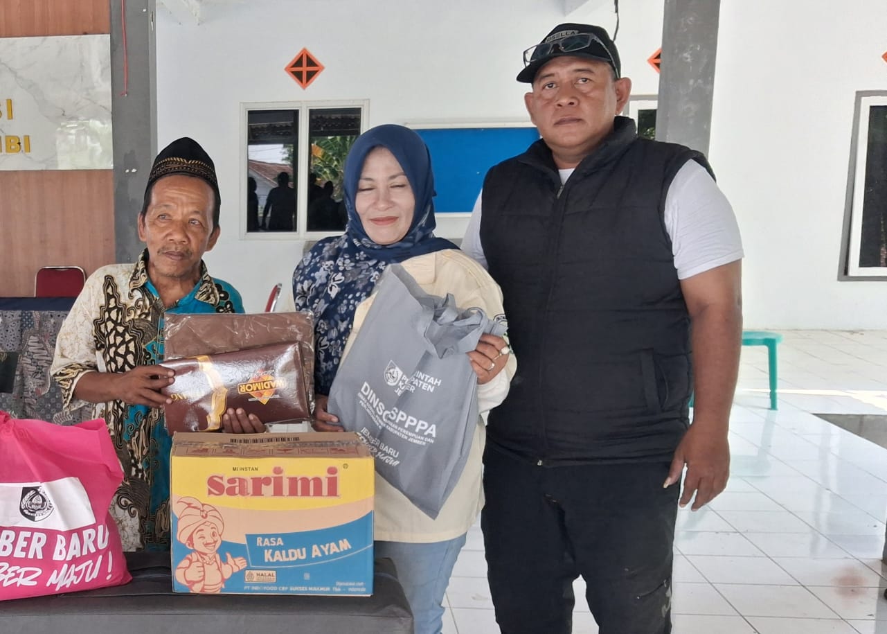 kakek-bunijan-terima-bansos-dari-gus-fawait-sampaikan-terima-kasih-atas-perhatian-pemerintah-20261012