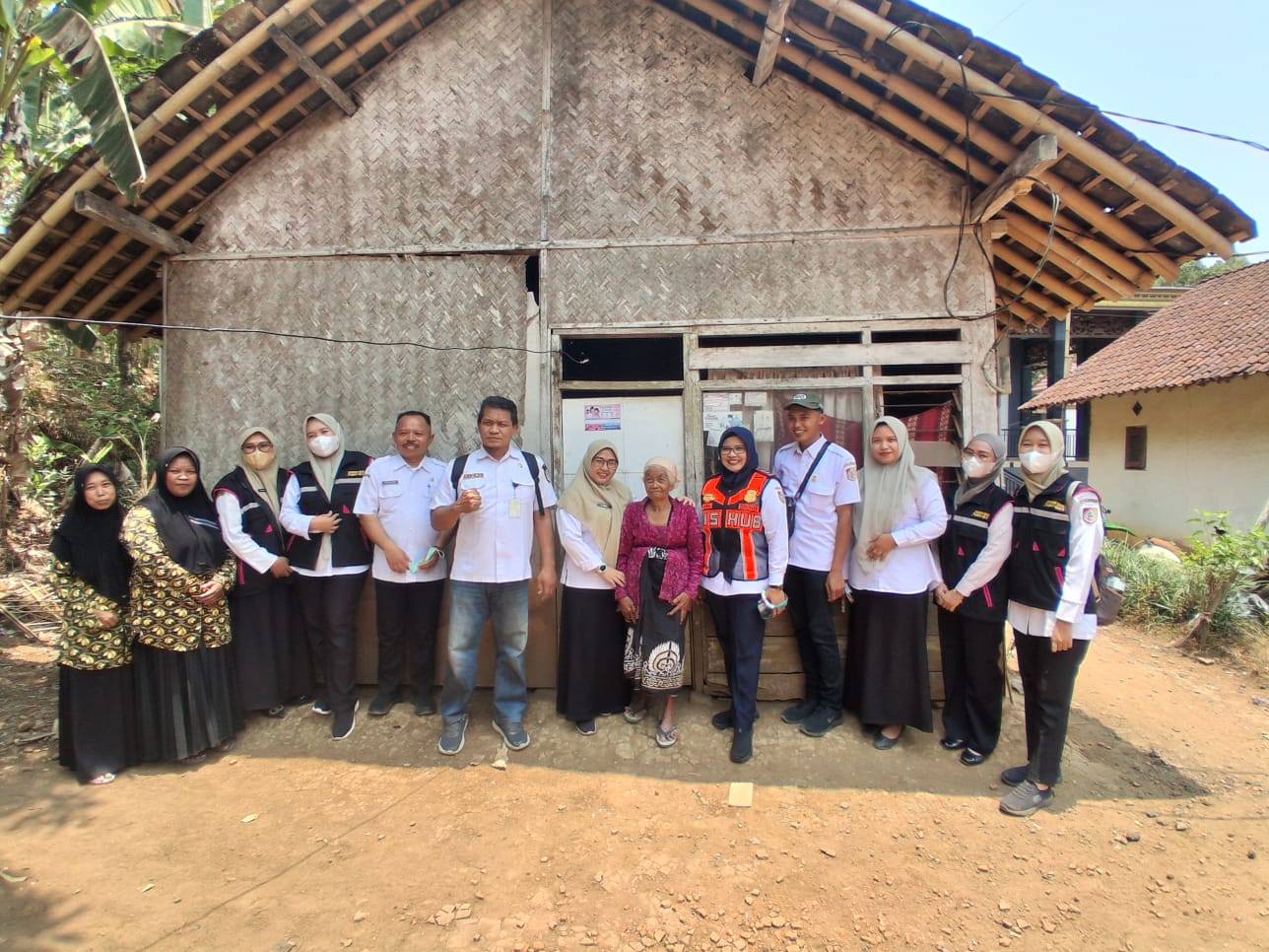 jelajah-home-care-sukorambi-jangkau-nenek-rani-lansia-80-tahun-yang-tinggal-seorang-diri-20261014