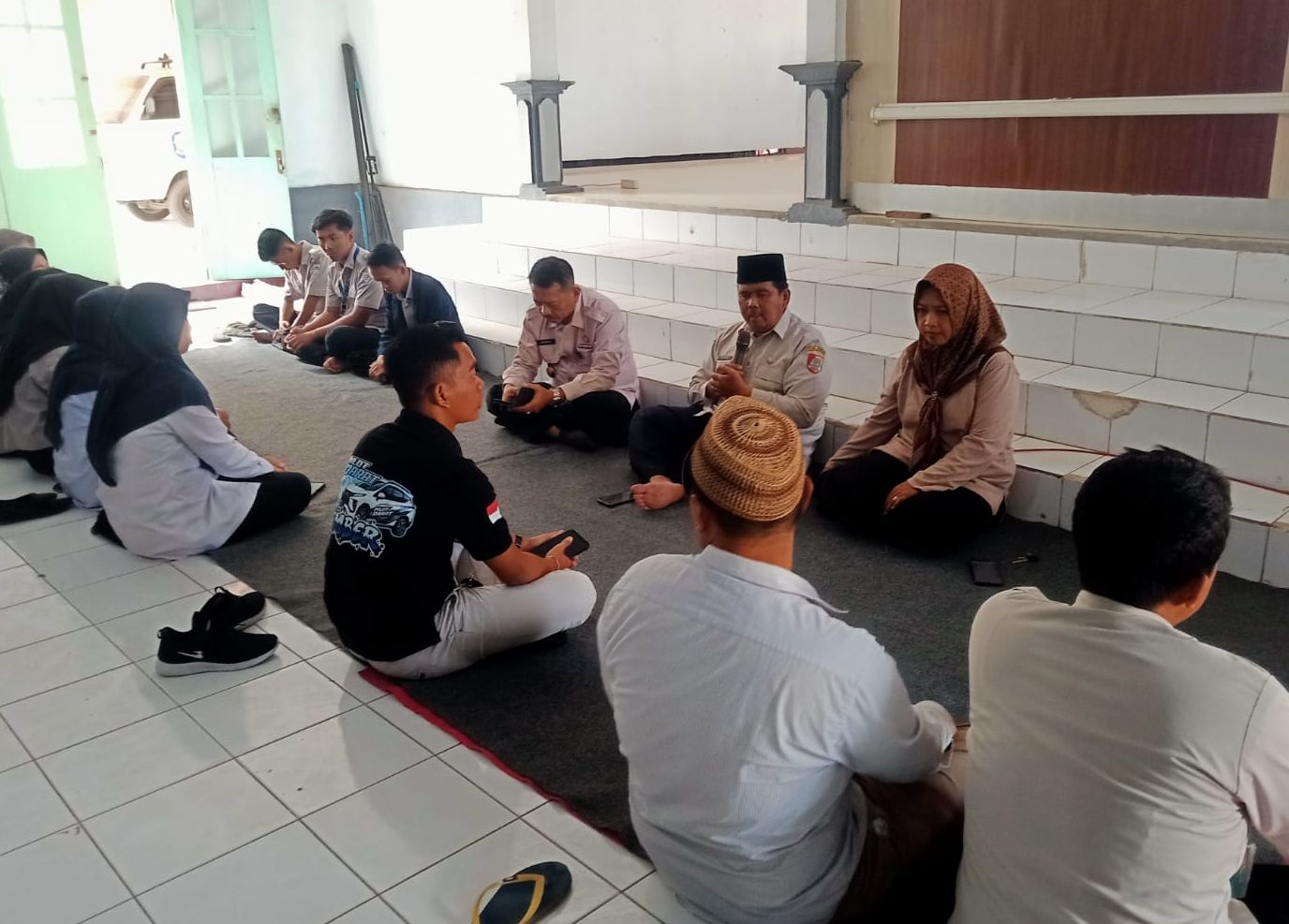 selawat-dan-doa-bersama-jumat-legi-di-pendopo-kecamatan-puger-berharap-berkah-dan-rida-ilahi-20261016
