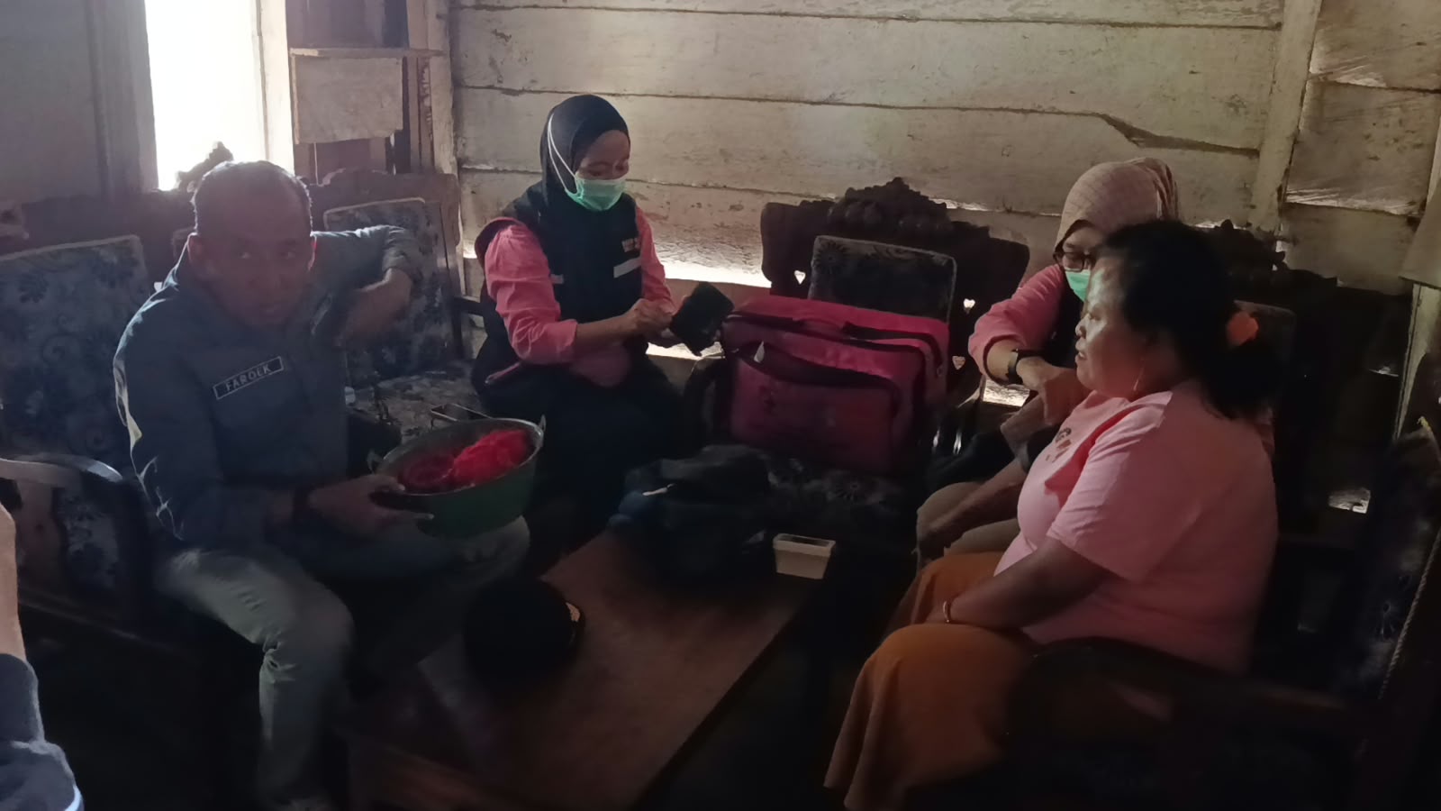 susuri-medan-ekstrem-gunung-raung-tim-home-care-jember-kunjungi-hosaimah-di-mantingan-20261016
