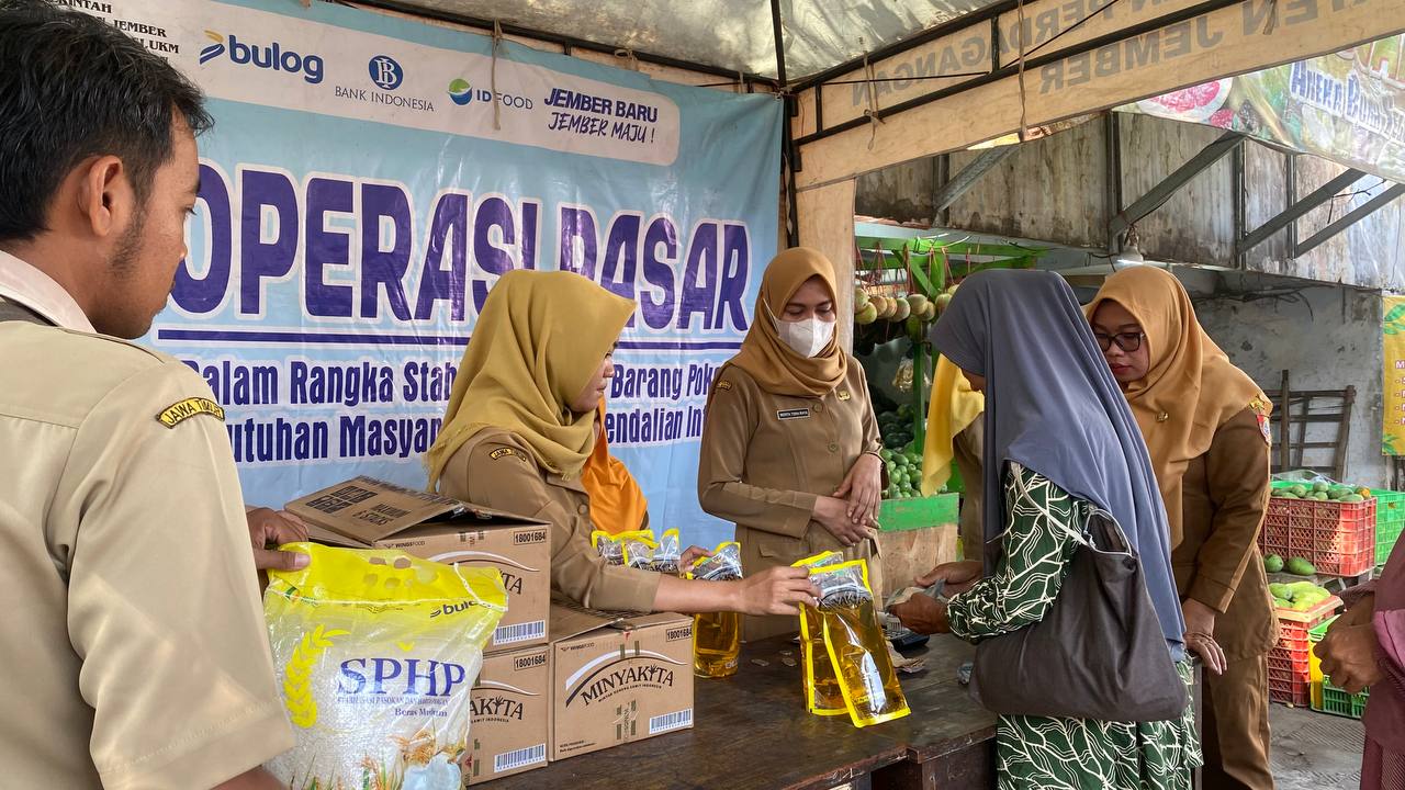 minyakita-habis-lebih-dulu-dalam-operasi-pasar-di-pasar-tanjung-20261020
