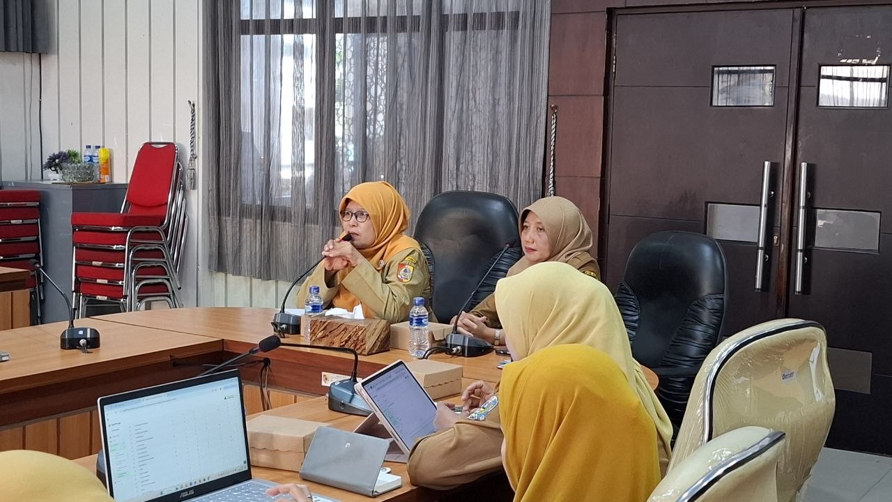 perkuat-kolaborasi-pelayanan-kesehatan-dinkes-ppkb-jember-libatkan-rumah-sakit-dalam-sinkronisasi-sigizikesga-20261021