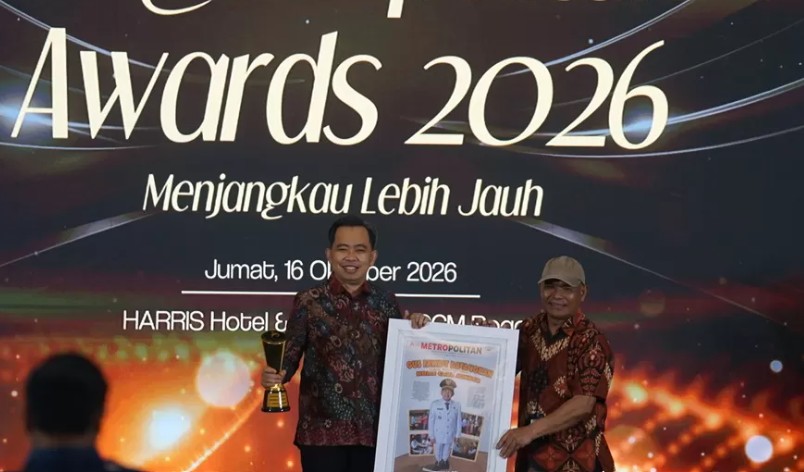 raih-penghargaan-nasional-inovasi-homecare-gus-fawait-perkuat-akses-kesehatan-warga-jember-20261021