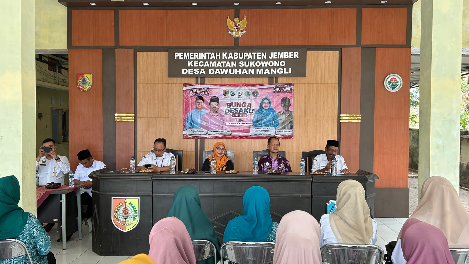 bunga-desaku-mini-gebrak-dawuhan-mangli-warga-diberi-ruang-bersuara-program-bupati-jember-dikupas-tuntas-20261022