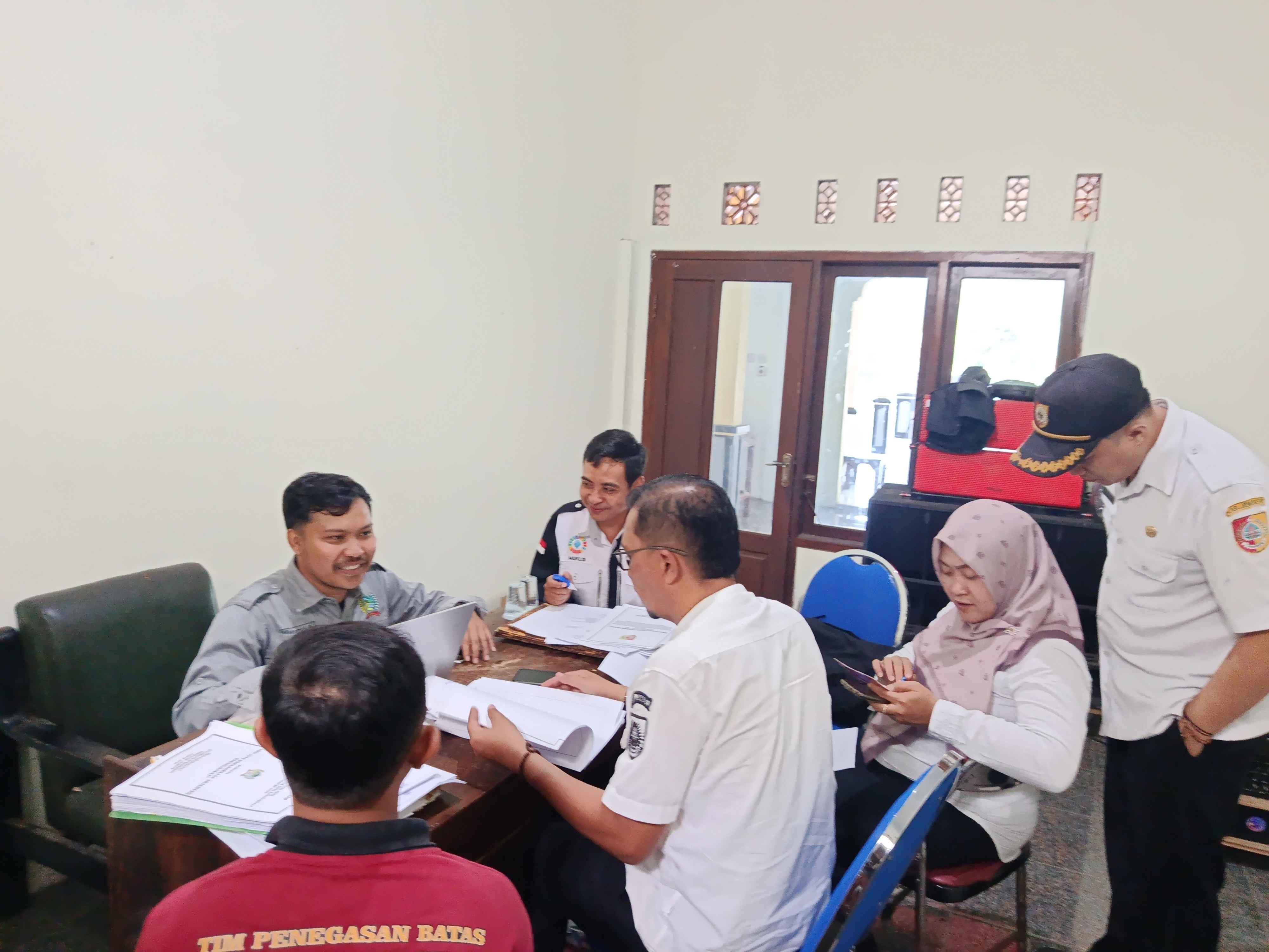 monitoring-bumdes-karangbayat-camat-sumberbaru-tekankan-perencanaan-usaha-yang-matang-dan-akuntabel-20261022