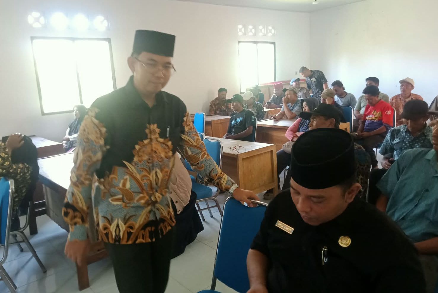 jemput-bola-ke-desa-kecamatan-puger-sukses-aktivasi-ikd-bagi-300-warga-lebih-20261023