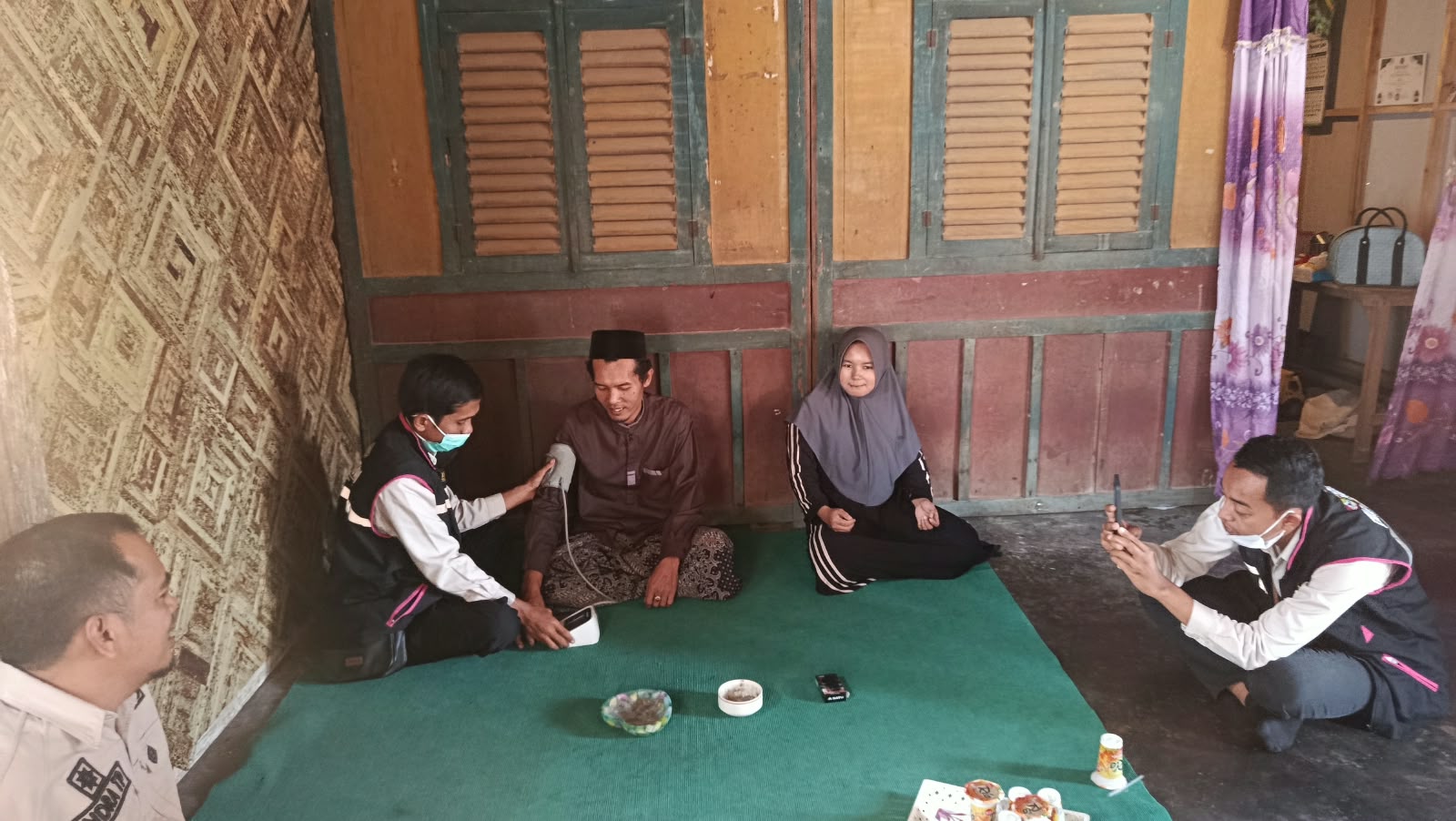 homecare-jember-wujud-apresiasi-bagi-guru-ngaji-yang-mengabdi-kepada-masyarakat-20261024