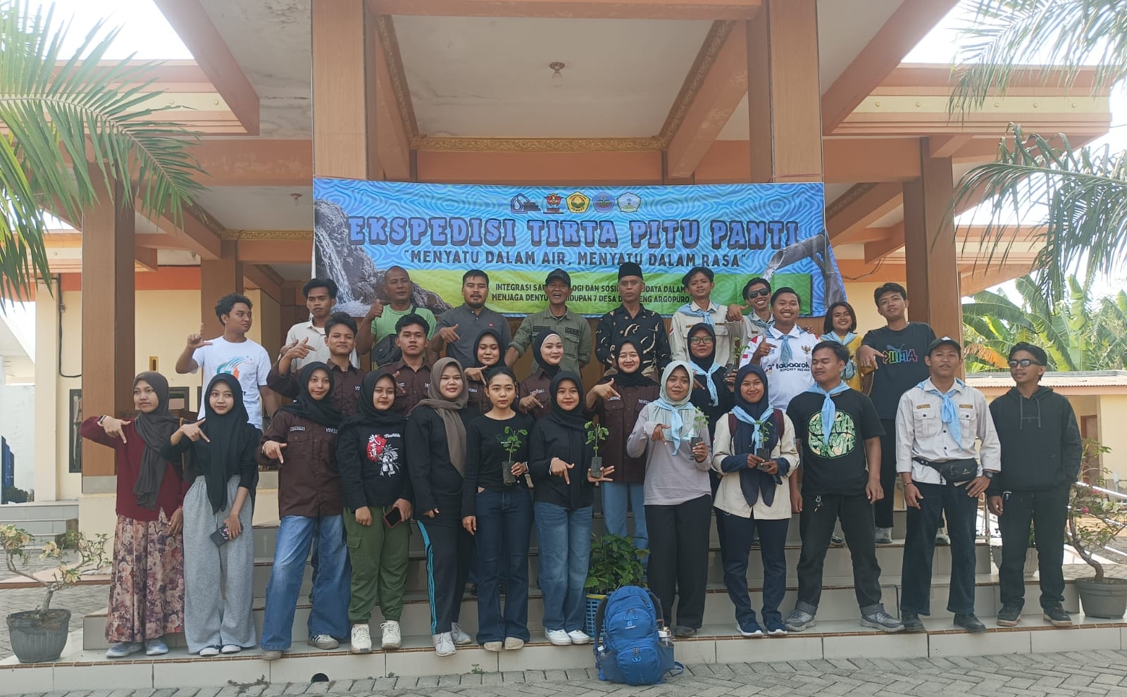 jelajahi-potensi-alam-pemuda-panti-bersama-mahasiswa-kkn-dan-relawan-sukses-gelar-ekspedisi-tujuh-sumber-20261028