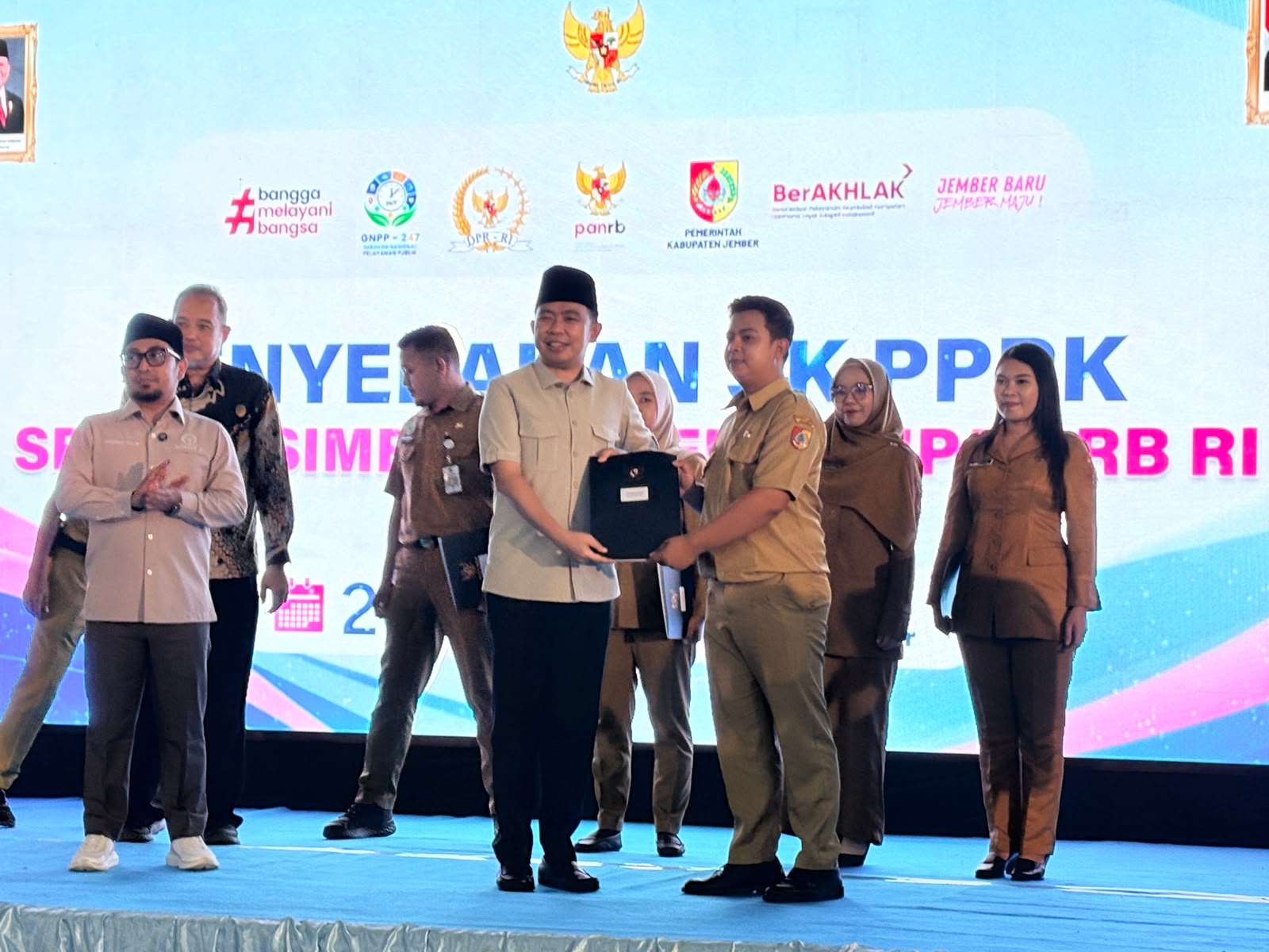 pppk-paruh-waktu-terima-perpanjangan-sk-20261027