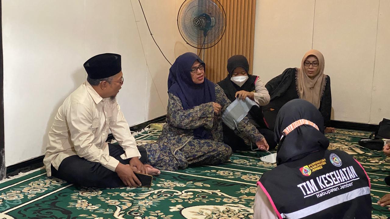 home-care-sasar-tokoh-agama-pemkab-jember-berikan-perhatian-dan-apresiasi-kepada-pengasuh-pesantren-20261031